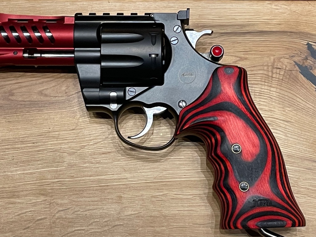 Korth_NXA_9mm_Luger_8-shot_in_Red_8
