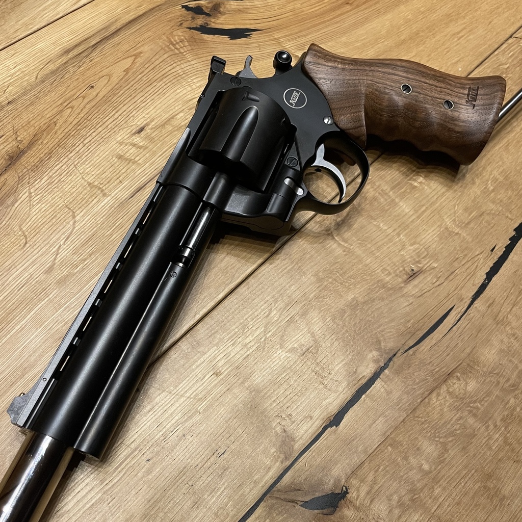 Korth_NXR__44_Remington_Magnum_6-shot_3