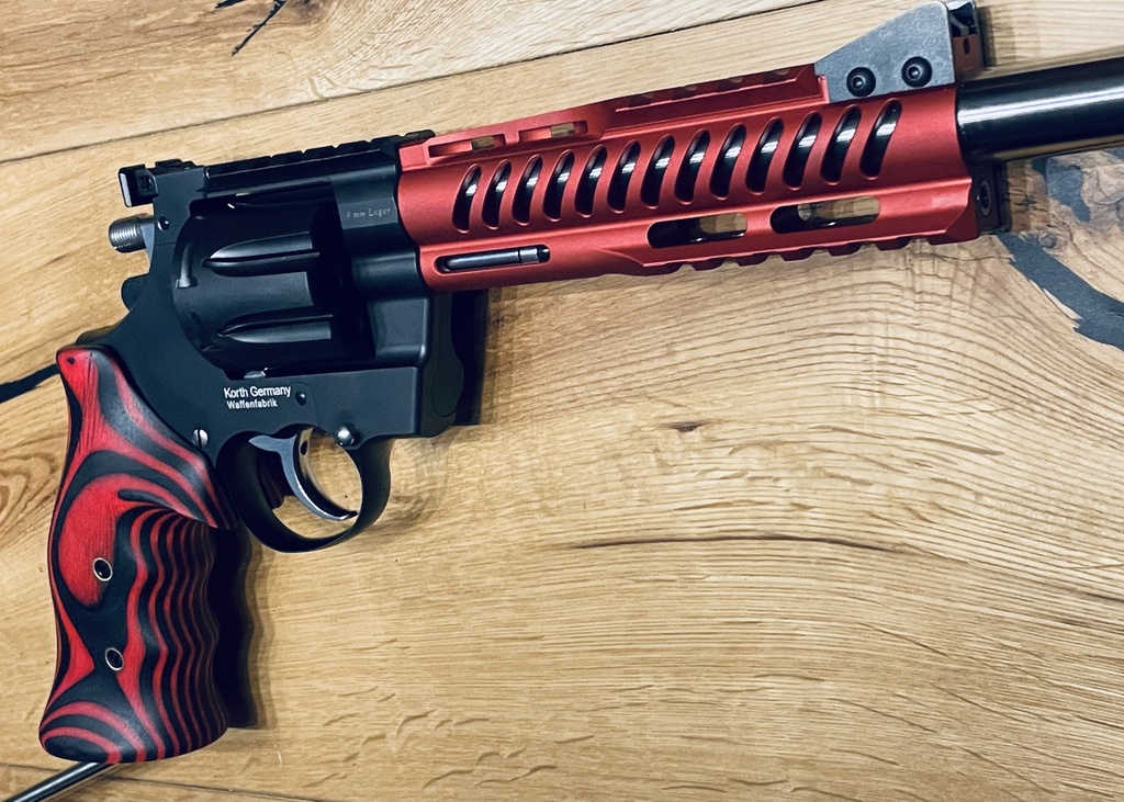Korth_NXI_9x19mm_8-shot_3