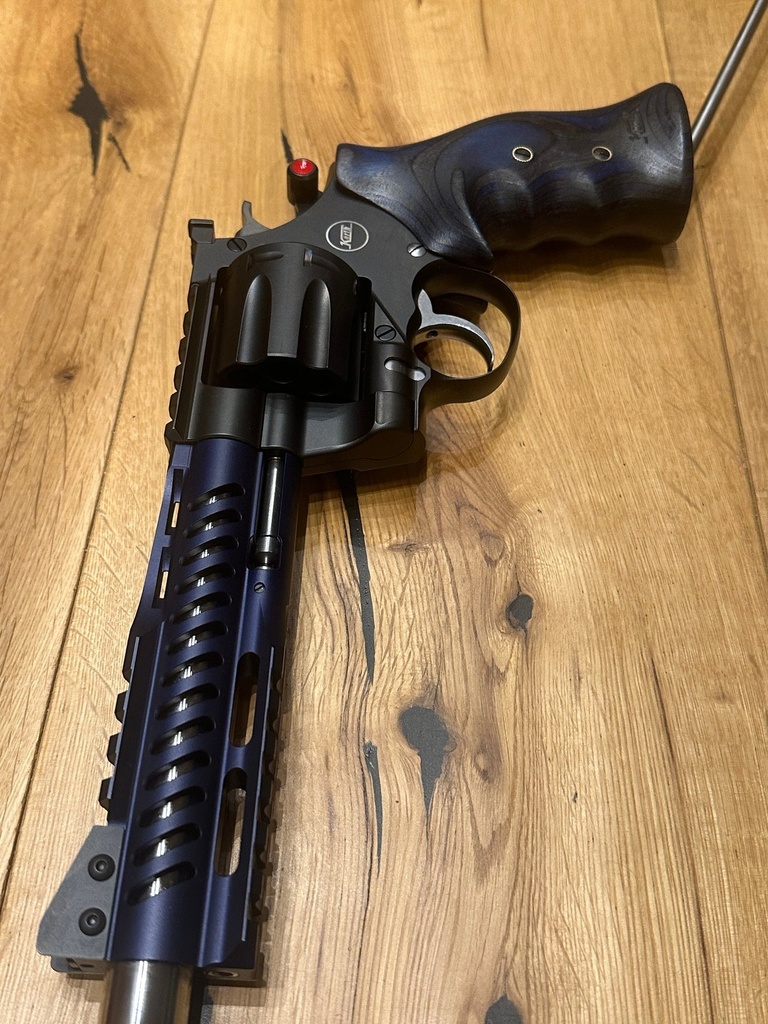 Korth_NXA_9mm_Luger_8-shot_in_Blue_5
