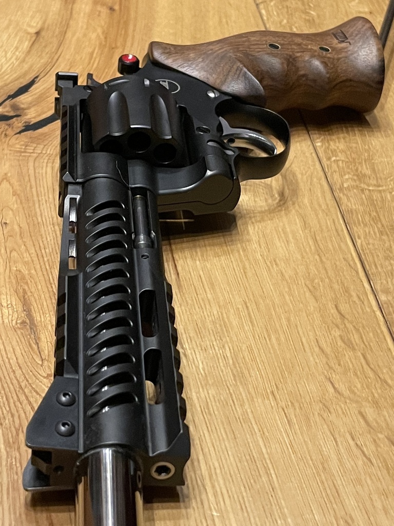 Korth_NXS__357_Magnum__38_Special_8-shot_4